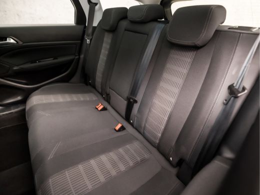 Peugeot 308 SW 1.2 PureTech Sport Automaat (PANORAMADAK, APPLE CARPLAY, GROOT NAVI, LEDER, 360 CAMERA, SPORTS... ActivLease financial lease