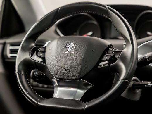 Peugeot 308 SW 1.2 PureTech Sport Automaat (PANORAMADAK, APPLE CARPLAY, GROOT NAVI, LEDER, 360 CAMERA, SPORTS... ActivLease financial lease