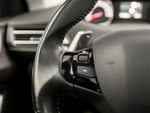 Peugeot 308 SW 1.2 PureTech Sport Automaat (PANORAMADAK, APPLE CARPLAY, GROOT NAVI, LEDER, 360 CAMERA, SPORTS... ActivLease financial lease