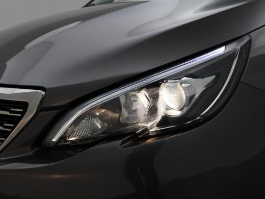 Peugeot 308 SW 1.5 BLUEHDI 130 PK PREMIUM *BTW* + TREKHAAK | PANORAMA | CAMERA | APPEL CARPLAY ActivLease financial lease