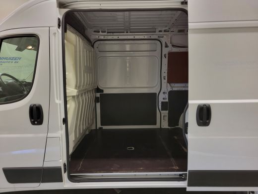 Peugeot Boxer 2.2BlueHDi 120pk L2/H2 2X Schuifdeur Euro 6! ActivLease financial lease