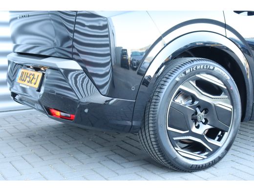 Peugeot e-3008 73KWH GT AVANTAGE 214PK | 11 kW lader | Achterbank in delen neerklapbaar | Achteruitrij assistent ActivLease financial lease