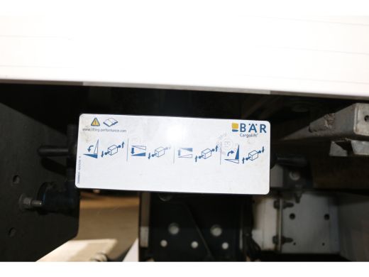 Renault Master 2.3 dCi 165pk Bakwagen met Laadklep ActivLease financial lease