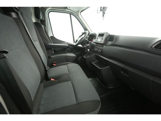 Renault Master T35 2.3 dCi L2H2 | Airco | Camera | 3-Zits | Parkeersens. | Elektrpakket ActivLease financial lease