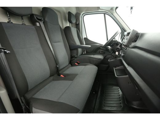 Renault Master T35 2.3 dCi L2H2 | Airco | Camera | 3-Zits | Parkeersens. | Elektrpakket ActivLease financial lease