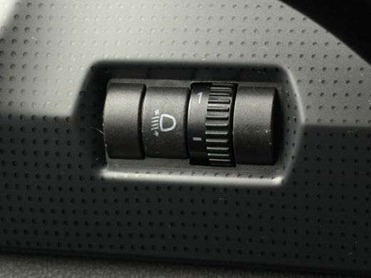 Skoda Citigo e-iV EV Ambition 83 pk | Airco (automatisch) | DAB ontvanger | Telefoonintegratie ActivLease financial lease