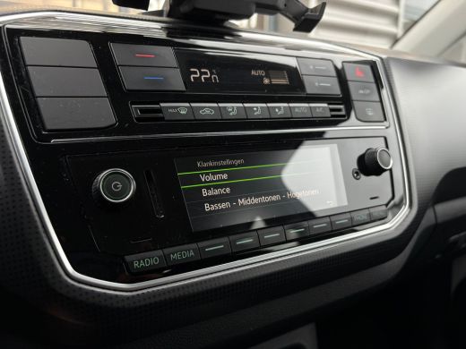 Skoda Citigo e-iV EV Ambition 83 pk | Airco (automatisch) | DAB ontvanger | Telefoonintegratie ActivLease financial lease