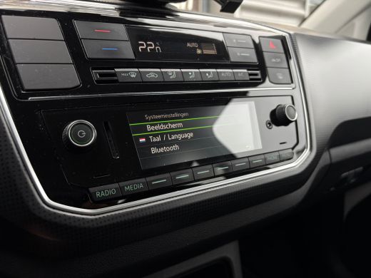 Skoda Citigo e-iV EV Ambition 83 pk | Airco (automatisch) | DAB ontvanger | Telefoonintegratie ActivLease financial lease