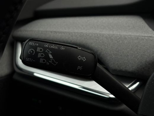 Skoda Enyaq iV 60 180 pk | Achteruitrijcamera | Navigatie | Cruise control | ActivLease financial lease