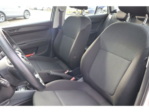 Skoda Fabia Combi 1.0 TSI Active 95PK | Airco | Bluetooth telefoonvoorbereiding | Cruise control ActivLease financial lease