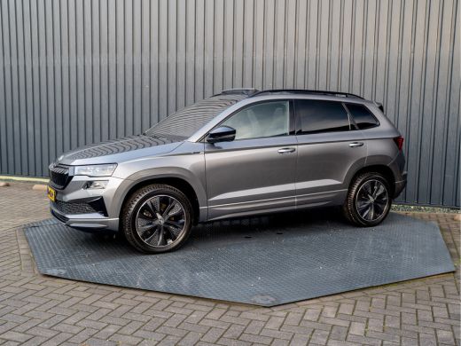 Skoda Karoq 1.5 TSI ACT Sportline Business | Panodak | Adapt. cr. | Camera |Stoel & Stuur verw. | Keyless | P... ActivLease financial lease
