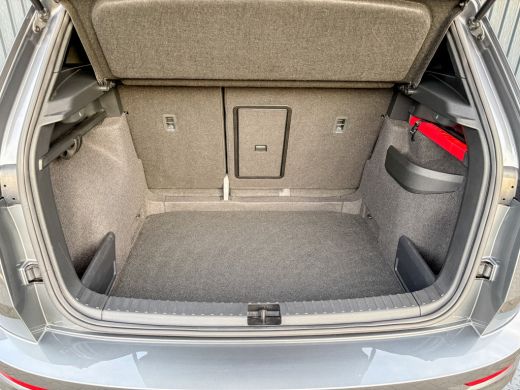 Skoda Karoq 1.5 TSI ACT Sportline Business | Panodak | Adapt. cr. | Camera |Stoel & Stuur verw. | Keyless | P... ActivLease financial lease