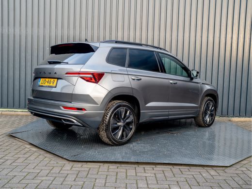 Skoda Karoq 1.5 TSI ACT Sportline Business | Panodak | Adapt. cr. | Camera |Stoel & Stuur verw. | Keyless | P... ActivLease financial lease