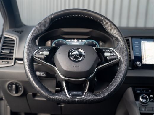 Skoda Karoq 1.5 TSI ACT Sportline Business | Panodak | Adapt. cr. | Camera |Stoel & Stuur verw. | Keyless | P... ActivLease financial lease