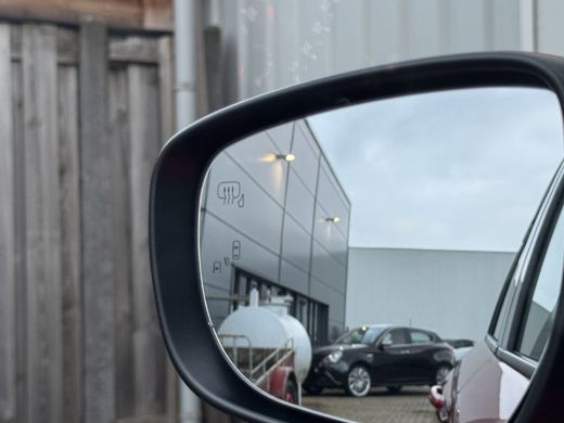 Suzuki Swift 1.2 Dualjet M-Hybrid Club Automaat 86pk | Achteruitrijcamera | Verwarmde stoelen | Climate Contro... ActivLease financial lease