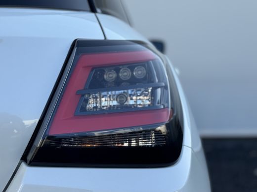 Suzuki Swift 1.2 Dualjet M-Hybrid Club Automaat 86 PK | Achteruitrijcamera | Verwarmde Stoelen | Climate Contr... ActivLease financial lease