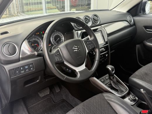 Suzuki Vitara 1.5 Hybrid Style AllGrip **SCHUIF-KANTEL DAK/ DODEHOEK DETECTIE/ STOELVERWARMING/ 36 MAANDEN GARA... ActivLease financial lease