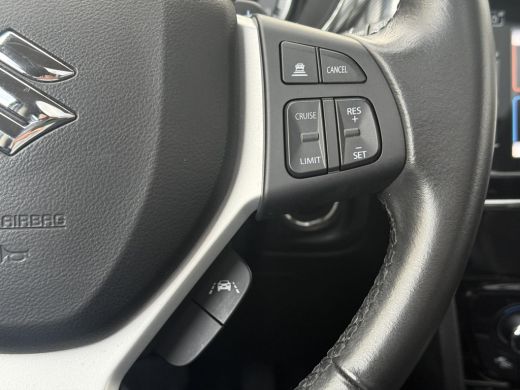 Suzuki Vitara 1.5 Hybrid Style AllGrip **SCHUIF-KANTEL DAK/ DODEHOEK DETECTIE/ STOELVERWARMING/ 36 MAANDEN GARA... ActivLease financial lease