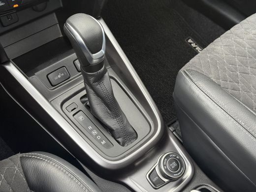 Suzuki Vitara 1.5 Hybrid Style AllGrip **SCHUIF-KANTEL DAK/ DODEHOEK DETECTIE/ STOELVERWARMING/ 36 MAANDEN GARA... ActivLease financial lease