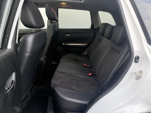 Suzuki Vitara 1.5 Hybrid Style AllGrip **SCHUIF-KANTEL DAK/ DODEHOEK DETECTIE/ STOELVERWARMING/ 36 MAANDEN GARA... ActivLease financial lease