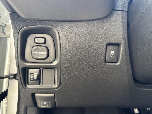 Toyota Aygo 1.0 VVT-i x-joy x-shift | 06-10141018 Voor meer informatie ActivLease financial lease