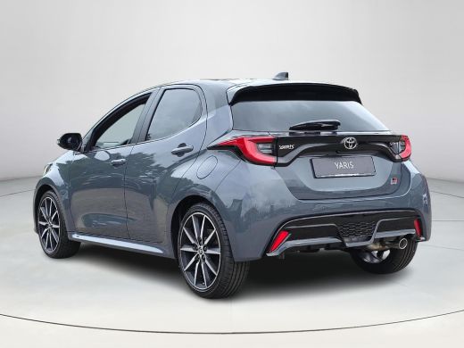 Toyota Yaris 1.5 Hybrid 130 GR Sport | GR SPORT Plus Pack | Nieuwe auto | Direct uit voorraad leverbaar | ActivLease financial lease