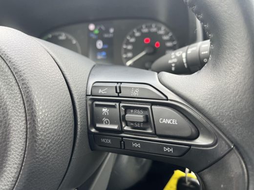 Toyota Yaris 1.5 Hybrid Active | Navigatie | Apple CarPlay/Android auto | Achteruitrijcamera ActivLease financial lease