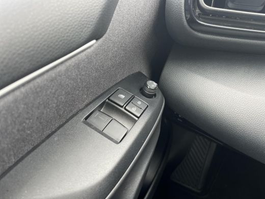 Toyota Yaris 1.5 Hybrid Active | Navigatie | Apple CarPlay/Android auto | Achteruitrijcamera ActivLease financial lease