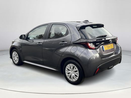 Toyota Yaris 1.5 Hybrid Active | Navigatie | Apple CarPlay/Android auto | Achteruitrijcamera ActivLease financial lease