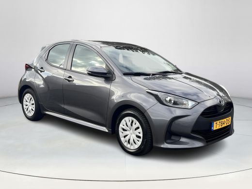 Toyota Yaris 1.5 Hybrid Active | Navigatie | Apple CarPlay/Android auto | Achteruitrijcamera ActivLease financial lease