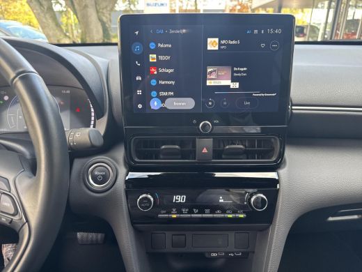 Toyota Yaris Cross 1.5 Hybrid 115 First Edition | 06-10141018 Voor meer informatie ActivLease financial lease