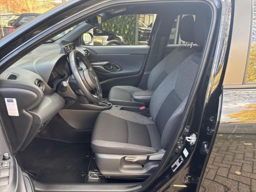 Toyota Yaris Cross 1.5 Hybrid 115 First Edition | 06-10141018 Voor meer informatie ActivLease financial lease