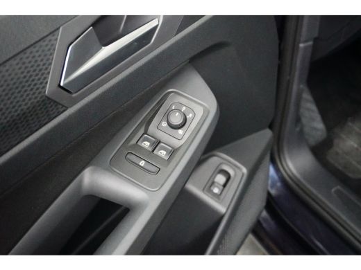 Volkswagen Caddy Life Maxi eHybrid 7 PERSOONS - NAVI BY APP - LED ActivLease financial lease