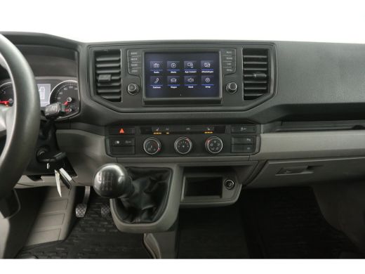 Volkswagen Crafter 35 2.0 TDI L3H3 RWD | 177PK | 3500kg Trekgew. | Trekh. | Airco | Cruise | 3-Zits | Camera | Carplay ActivLease financial lease