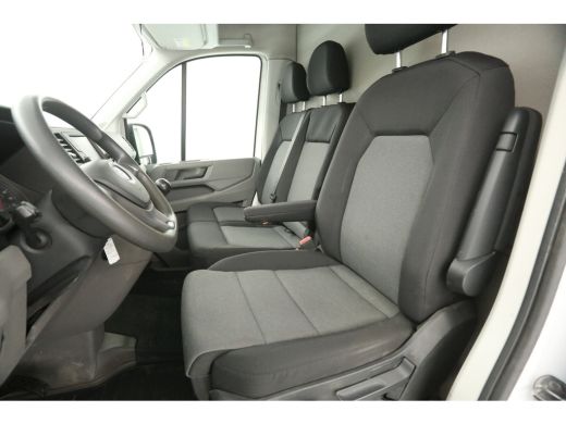 Volkswagen Crafter 35 2.0 TDI L3H3 RWD | 177PK | 3500kg Trekgew. | Trekh. | Airco | Cruise | 3-Zits | Camera | Carplay ActivLease financial lease