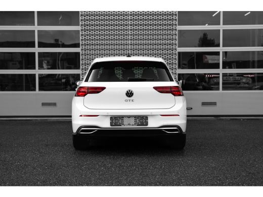Volkswagen Golf 1.4TSI eHybrid 245pk GTE | Achteruitrijcamera | 17" | Adaptive Cruise | Navigatie | Stoelverwarming ActivLease financial lease