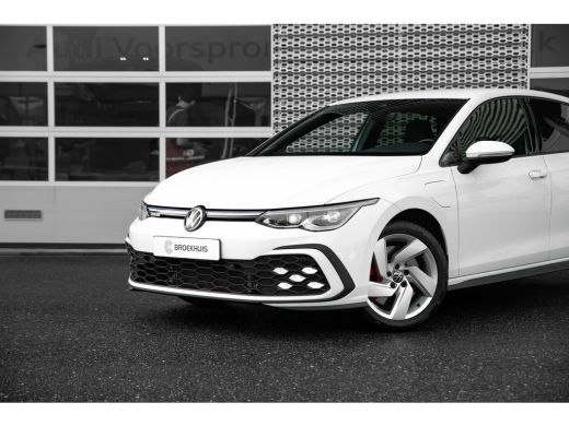 Volkswagen Golf 1.4TSI eHybrid 245pk GTE | Achteruitrijcamera | 17" | Adaptive Cruise | Navigatie | Stoelverwarming ActivLease financial lease
