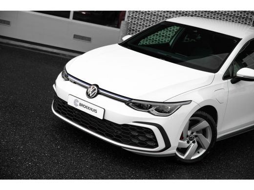 Volkswagen Golf 1.4TSI eHybrid 245pk GTE | Achteruitrijcamera | 17" | Adaptive Cruise | Navigatie | Stoelverwarming ActivLease financial lease
