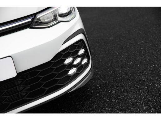 Volkswagen Golf 1.4TSI eHybrid 245pk GTE | Achteruitrijcamera | 17" | Adaptive Cruise | Navigatie | Stoelverwarming ActivLease financial lease