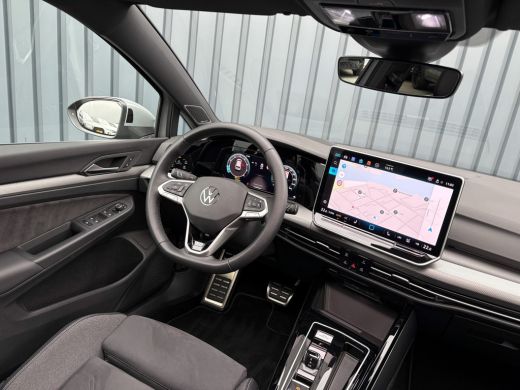 Volkswagen Golf 1.5 eTSI 50 Edition | Panodak | Head Up | Stoelgeheugen | Trekhaak Elk. Wegkl. | Harman/ Kardon |... ActivLease financial lease