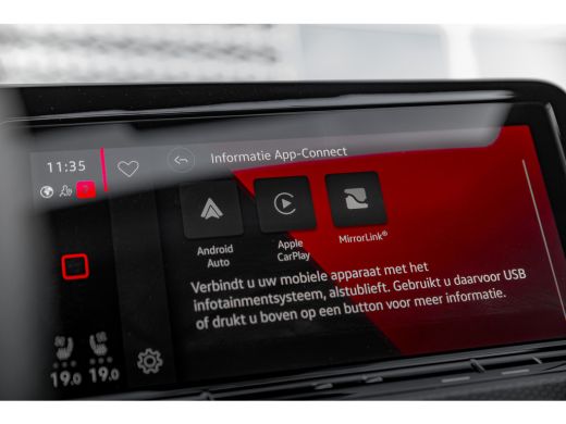 Volkswagen Golf 2.0 TSI GTI DSG | Panorama Dak | 1e eigenaar | Harman / Kardon | HUD | ActivLease financial lease