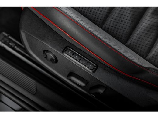 Volkswagen Golf 2.0 TSI GTI DSG | Panorama Dak | 1e eigenaar | Harman / Kardon | HUD | ActivLease financial lease