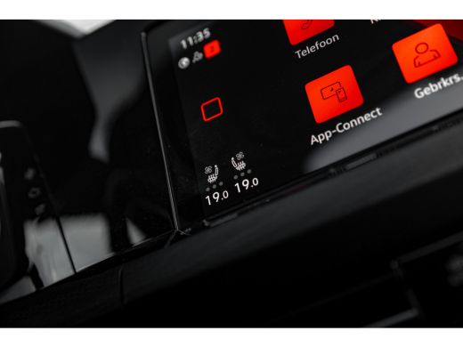 Volkswagen Golf 2.0 TSI GTI DSG | Panorama Dak | 1e eigenaar | Harman / Kardon | HUD | ActivLease financial lease