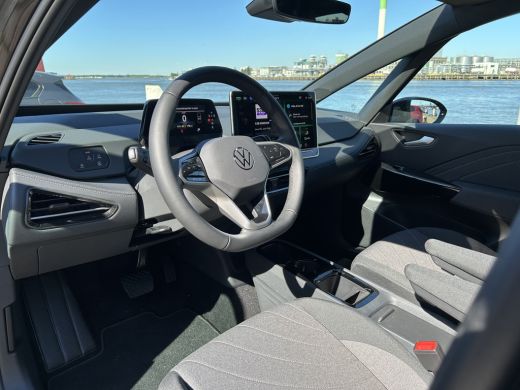 Volkswagen ID.3 Black Edition 52 kWh ActivLease financial lease