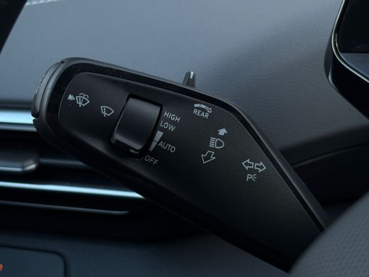 Volkswagen ID.4 Pro Limited Edition | 'App-Connect' draadloze smartphone integratie | Achterbank in ongelijke del... ActivLease financial lease