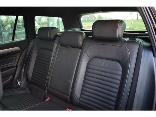 Volkswagen Passat Variant 1.4 TSI PHEV GTE Business | VOL! | Trekhaak | Pano | Leer | Stoelverw. | HUD ActivLease financial lease