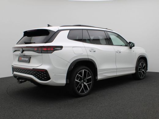 Volkswagen Tayron 1.5 eHybrid R-Line Edition 272PK DSG Trekhaak, Pano-Schuifdak, Head-Up Display, Matrix LED-Verlic... ActivLease financial lease