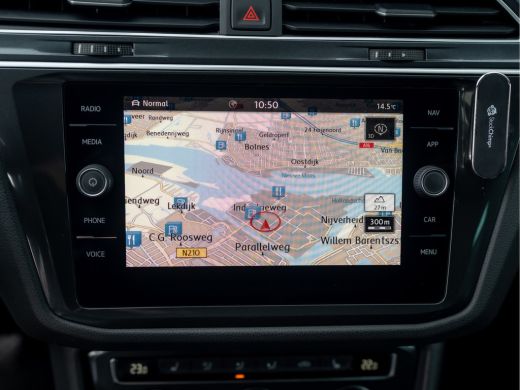 Volkswagen Tiguan 1.5 TSI ACT Highline Business R | LED | Trekhaak wegkl. | Elk. A-klep | Stoelverw. | Prijs Rijkla... ActivLease financial lease