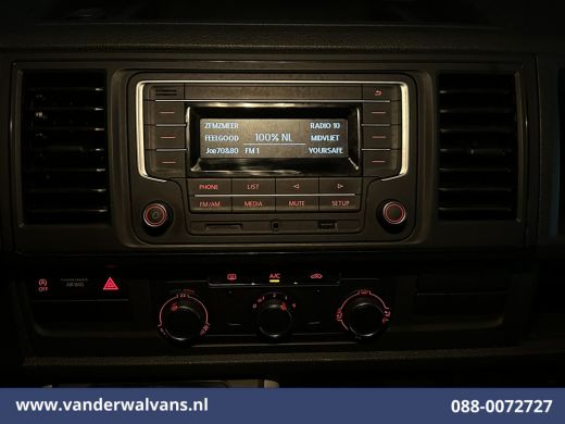 Volkswagen Transporter 2.0 TDI 102pk L2H1 Euro6 Airco | 2200kg Trekhaak | Cruisecontrol | Sidebars | L&M Velgen Parkeers... ActivLease financial lease
