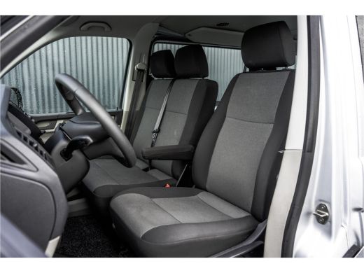 Volkswagen Transporter 2.0TDI L2H1 | 9-Persoons | Incl. btw en bpm | Cruise | Airco | PDC | Euro 6 ActivLease financial lease